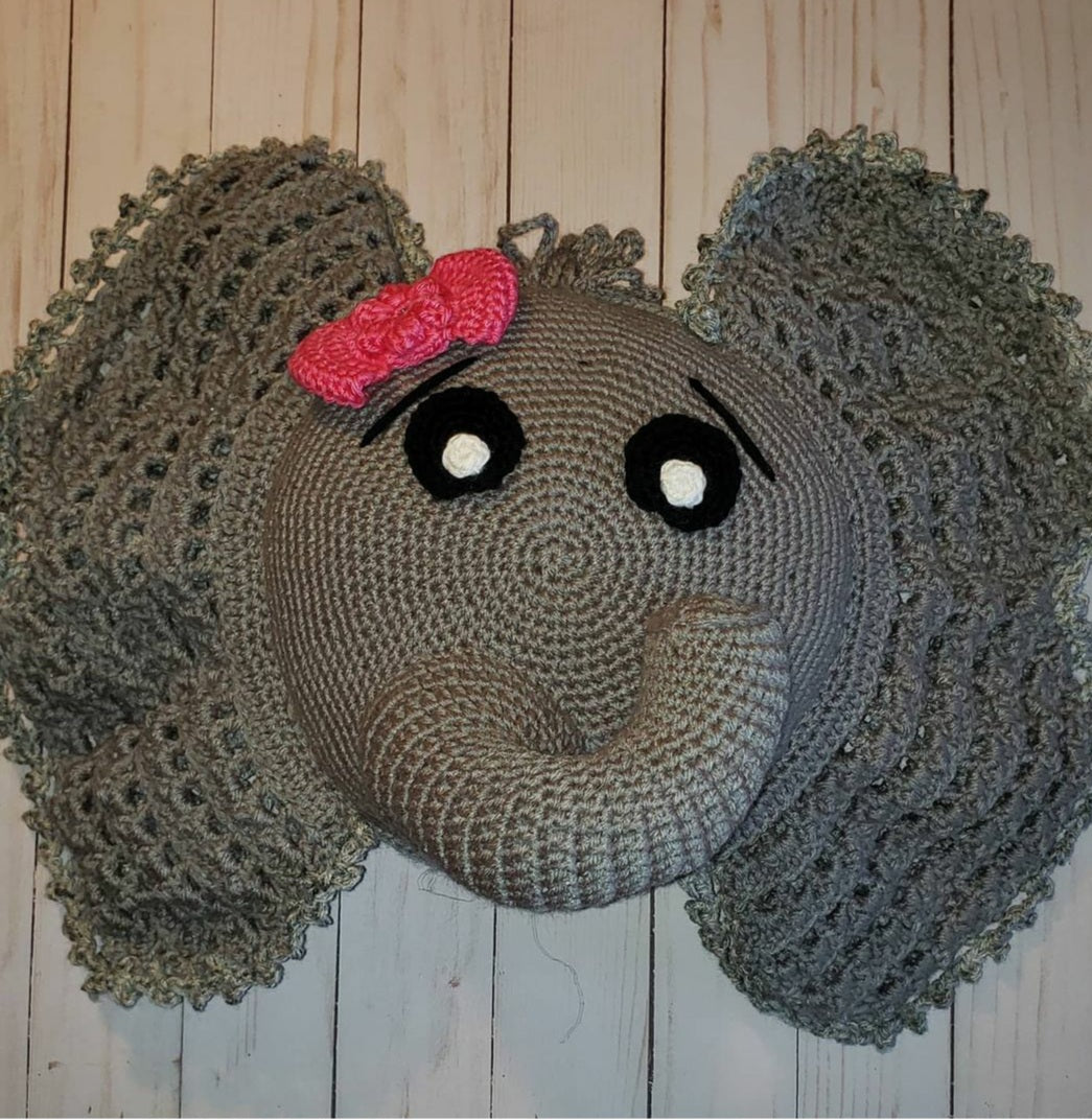 Crochet - Elephant Pillow